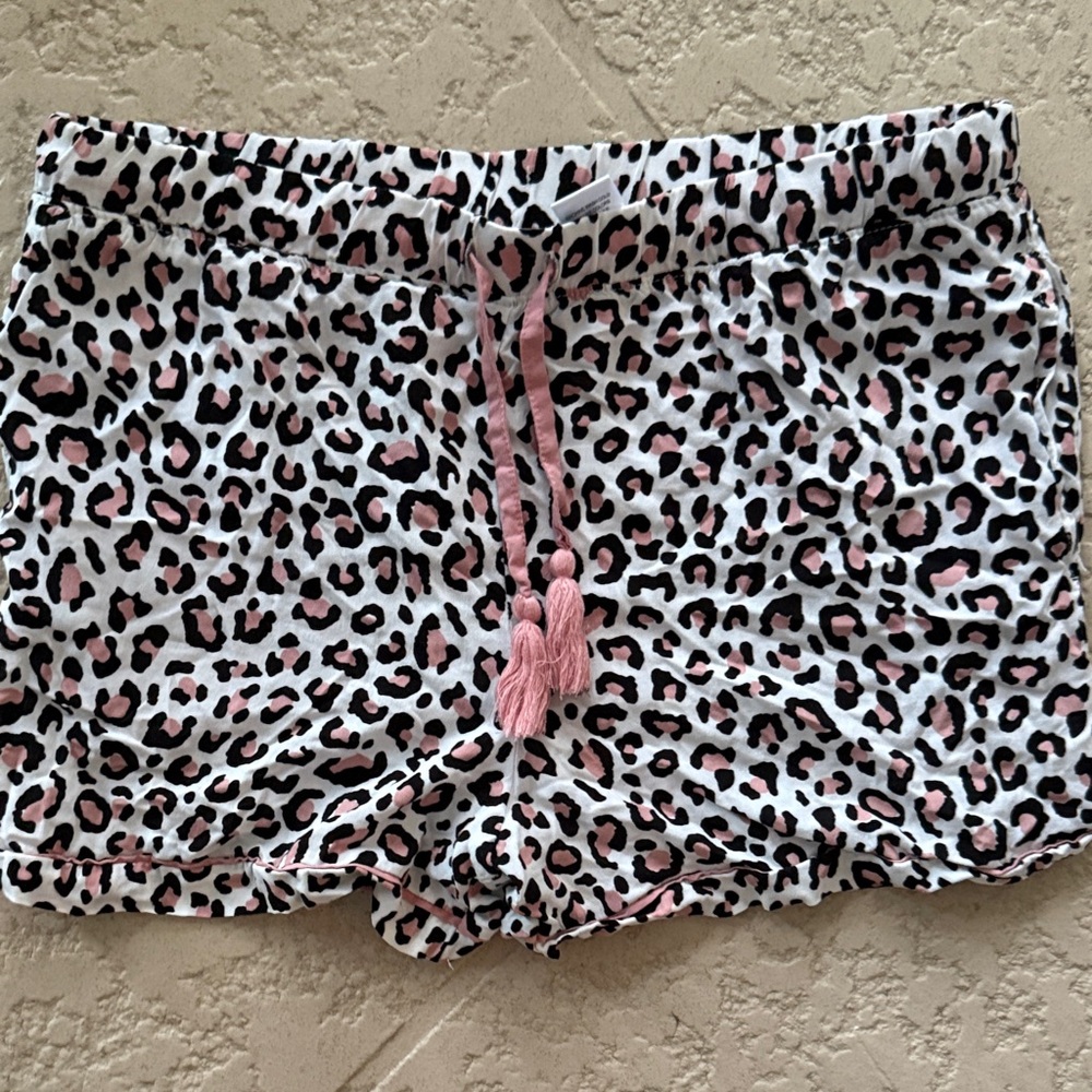 Chic Leopard Print Pajama Shorts